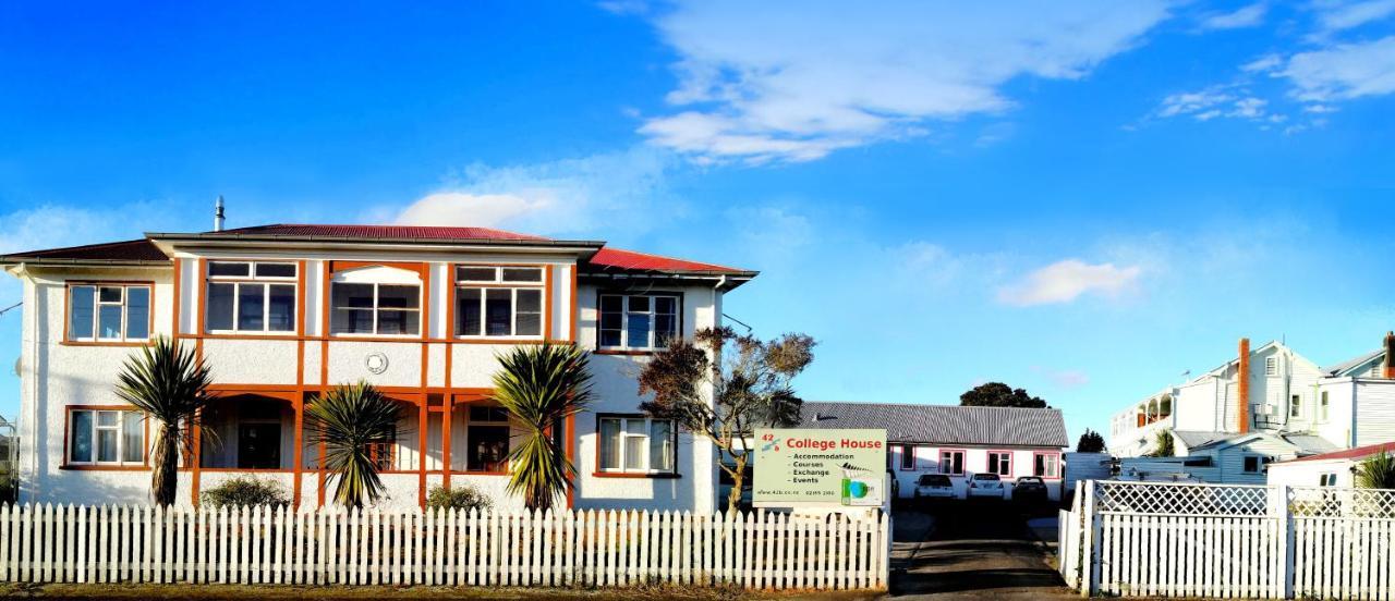 42B College House Hostel Whanganui Buitenkant foto