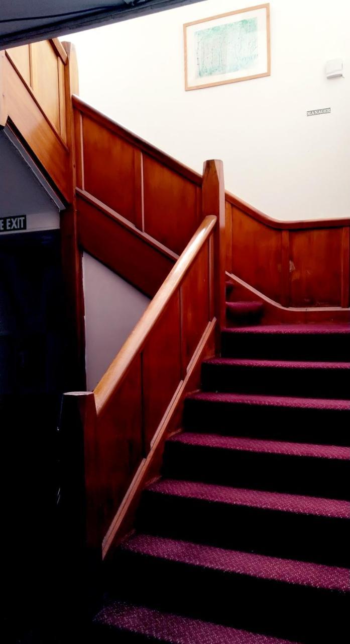 42B College House Hostel Whanganui Buitenkant foto