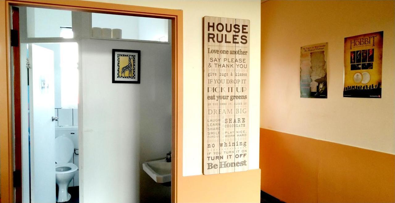 42B College House Hostel Whanganui Buitenkant foto