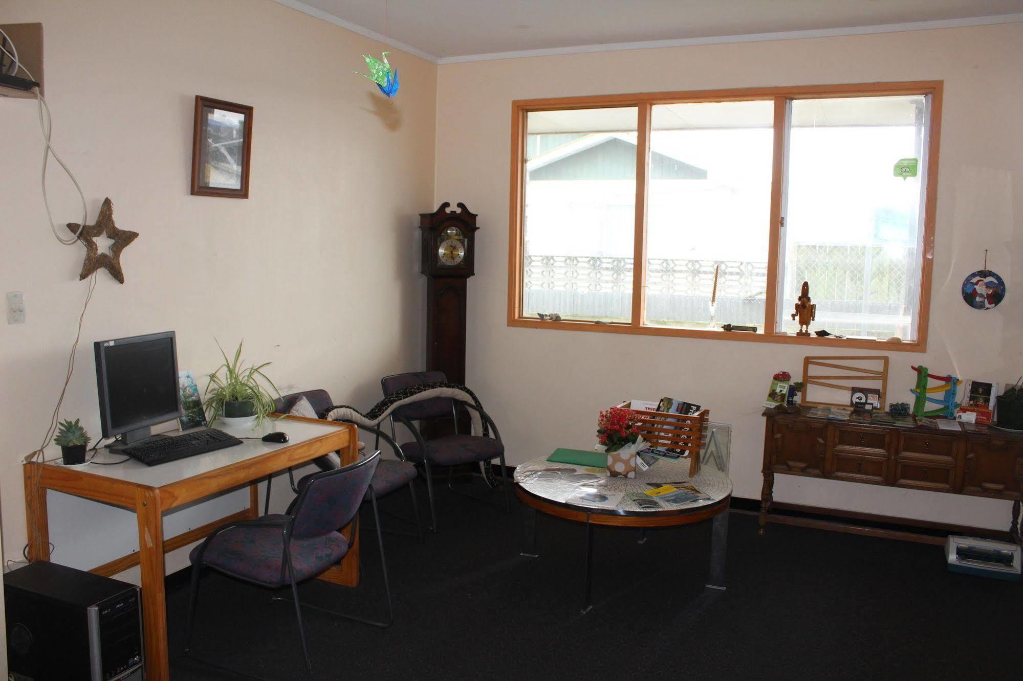 42B College House Hostel Whanganui Buitenkant foto